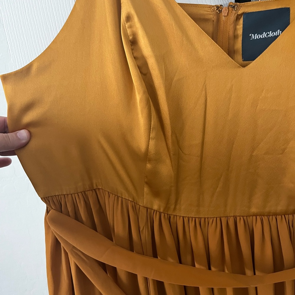 Gold ModCloth special occasion maxi dress size 24 - Picture 7 of 7